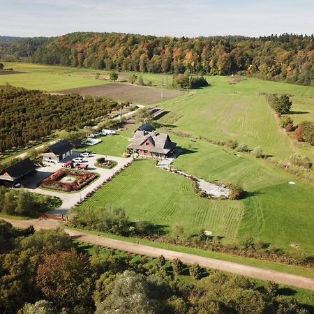 W Dolinie Sanu Villa Lesko Eksteriør bilde